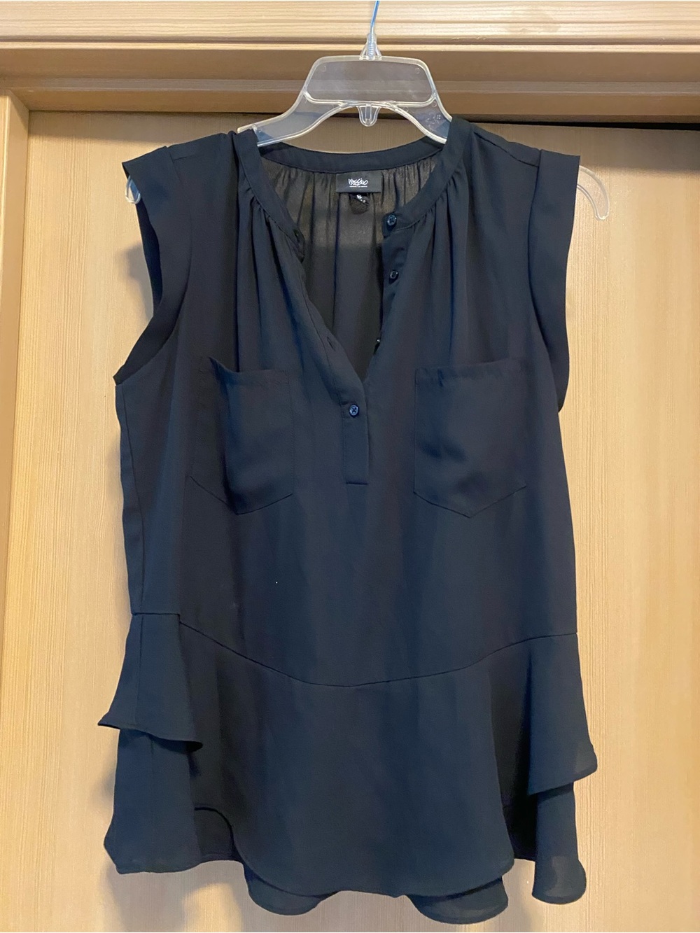 Mossimo Supply Co. Navy Sleeveless Split V-Neck Blouse